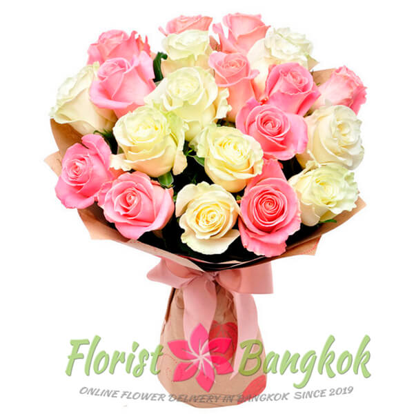 25 White and Pink Roses from Florist-Bangkok - Online Flower Delivery Bangkok