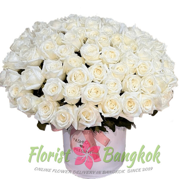 Pure beauty flower box (101 White Roses)