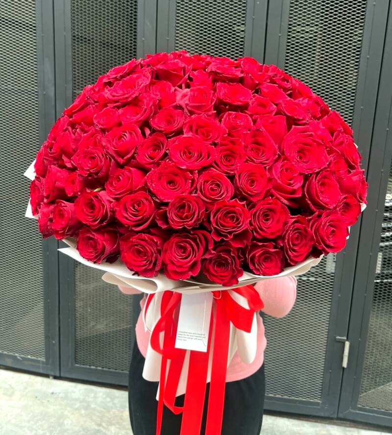 100 Red Roses bouquet (Valentine's day) - Florist-Bangkok