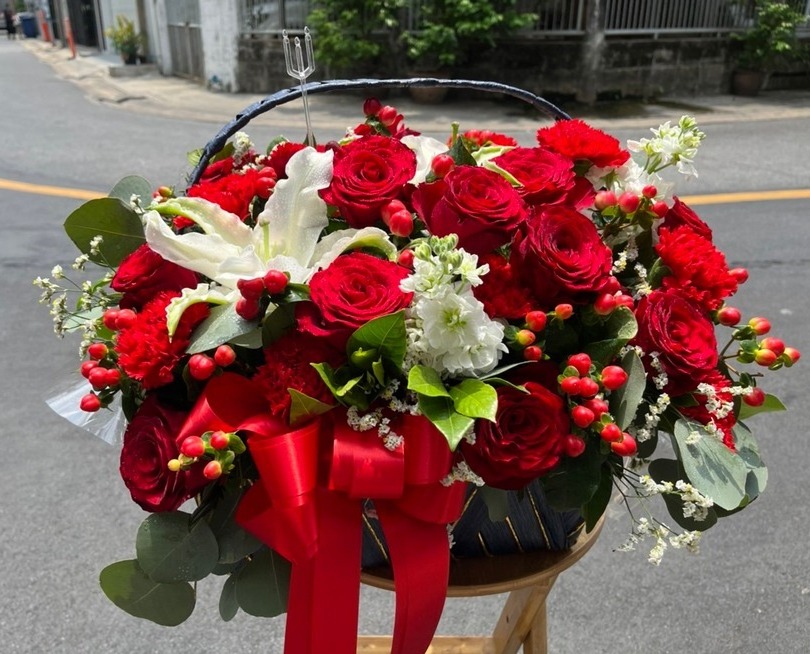 Passion Love flower basket - Florist-Bangkok (original picture)